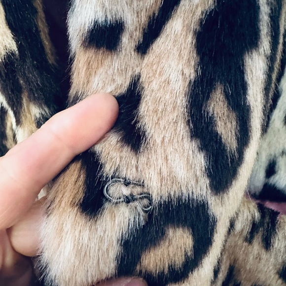 Apparis leopard print faux fur coat size Small - Picture 9 of 10